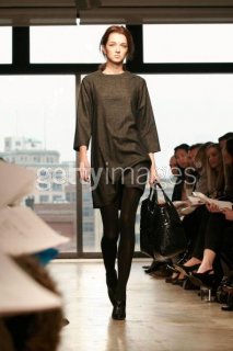 ines_ya_fall0701.jpg