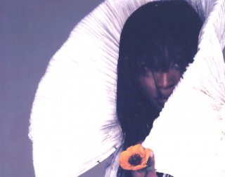 naomi V Magazine.jpg