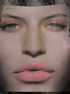UKMC0703 Beauty1.jpg