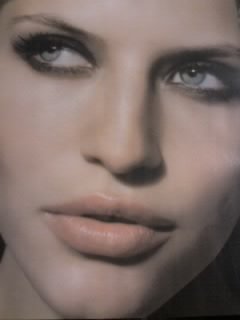 UKMC0703 Beauty2.jpg