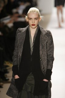 Peter Som FW 2007 RTW 05.jpg