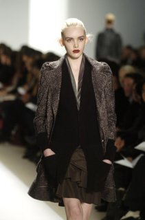 Peter Som FW 2007 RTW 07.jpg
