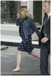 scarlett-shoppingbreak10.jpg