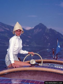 Audrey (moviemaidens.com)2.jpg