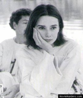Audrey (moviemaidens.com)7.jpg