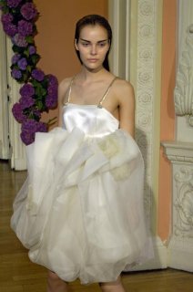 Roksanda Ilincic SS 2007 RTW 08.jpg