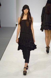 John Rocha SS 2007 RTW 08.jpg