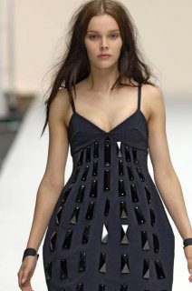 Marios Schwab SS 2007 RTW 07.jpg