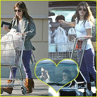 rachel-bilson-hayden-christensen-grocery-shopping.jpg