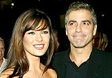 163_114_czjonesgclooney_031001_gty.jpg