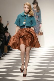 moschino cheap&chic.jpg
