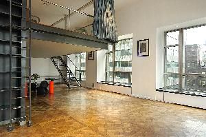 naomi's former apartment_09.jpg