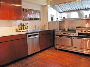 naomi's former apartment_12.jpg