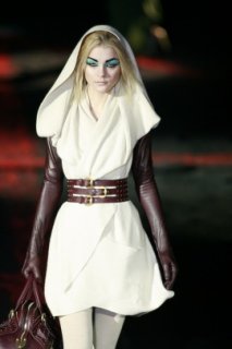 Alexander_McQueen_060.jpg