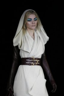 Alexander_McQueen_D_075.jpg