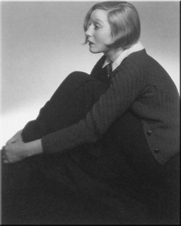 Elisabeth Bergner in Escape Me Never by Steichen 1935 (fp1.com).jpg