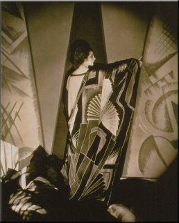 Tamaris by Steichen for Vogue 1925 (fp1.com).jpg