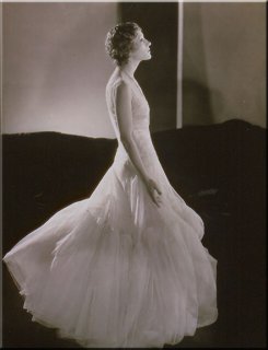 Thelen Menken by Steichen for Vanity Fair 1930 (fp1.com).jpg