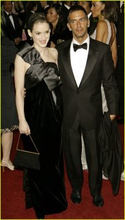 winona-ryder-costume-institute-2007-08.jpg