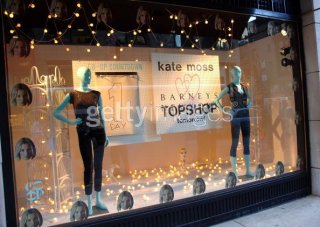 katemosstopshopnyc7.jpg