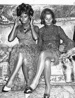 Sophia with mom Romilda (divasthesite.com).JPG