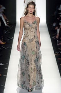 carolina herrera ss 2005 louise pedersen.jpg