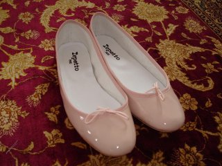 Repetto rose patent flats on carpet.JPG