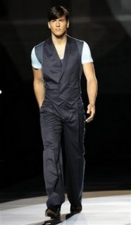 capt.3e220046724844739c95aa6a29ecf47e.italy_fashion_mil162.jpg