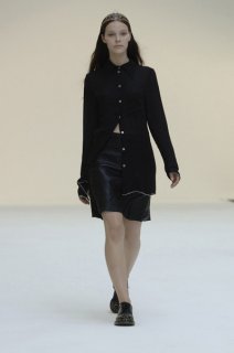 Ann-Sofie Back SS 2007 RTW 01.jpg