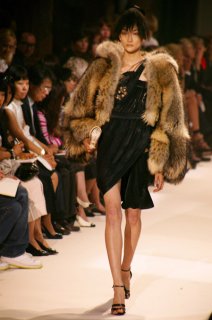 Givenchy FW 2007 HC 01.jpg