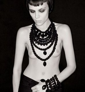 Mollie_IschikoAccessories1s.jpg
