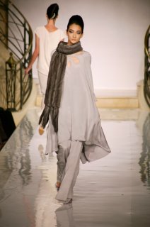 Carven FW 2007 HC 02.jpg