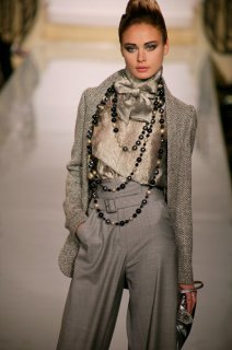 Carven FW 2007 HC 03.jpg