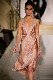 Carven FW 2007 HC 06.jpg