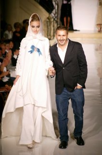 Carven FW 2007 HC 04.jpg