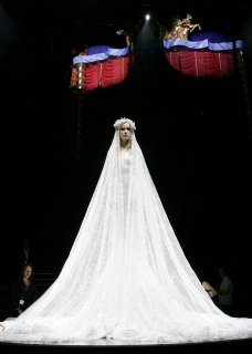 ALEKSANDRA Elie Saab.JPG