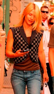 cd CelebUtopia ClaireDanes20707_02_122_725lo.jpg