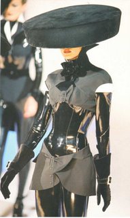 thierrymugler1 perfumesmellinthings blogspot com.jpg