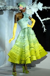 GreenBlueDiorCouture07.jpg