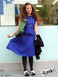 9823341.jpg