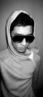 armani.jpg armani.jpg