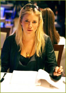 sm justjared sienna-miller-interview-movie05.jpg