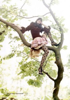 MariaCarlaBoscone-DazedConfused1201phEricNehr01.jpg