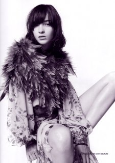 MariaCarlaBoscone-DazedConfused1201phEricNehr06.jpg