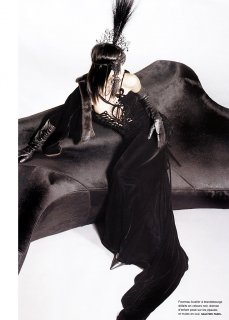 MariacarlaBoscono-Numero-36-01-KarlLagerfeld.jpg