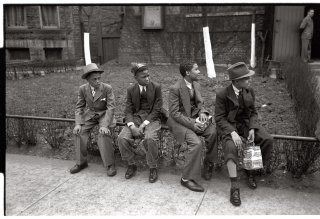 Easter Sunday 1941 (shorpy).jpg