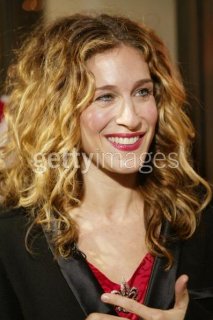 srah blond.jpg