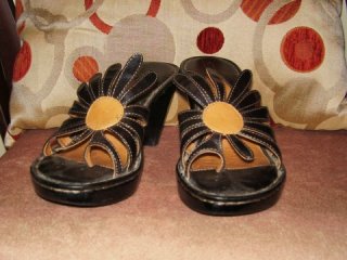 daisy sandals.jpg