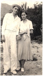 Couple 1933-34 (flickr).jpg