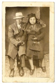 Ruth and Ollie (Flickr).jpg